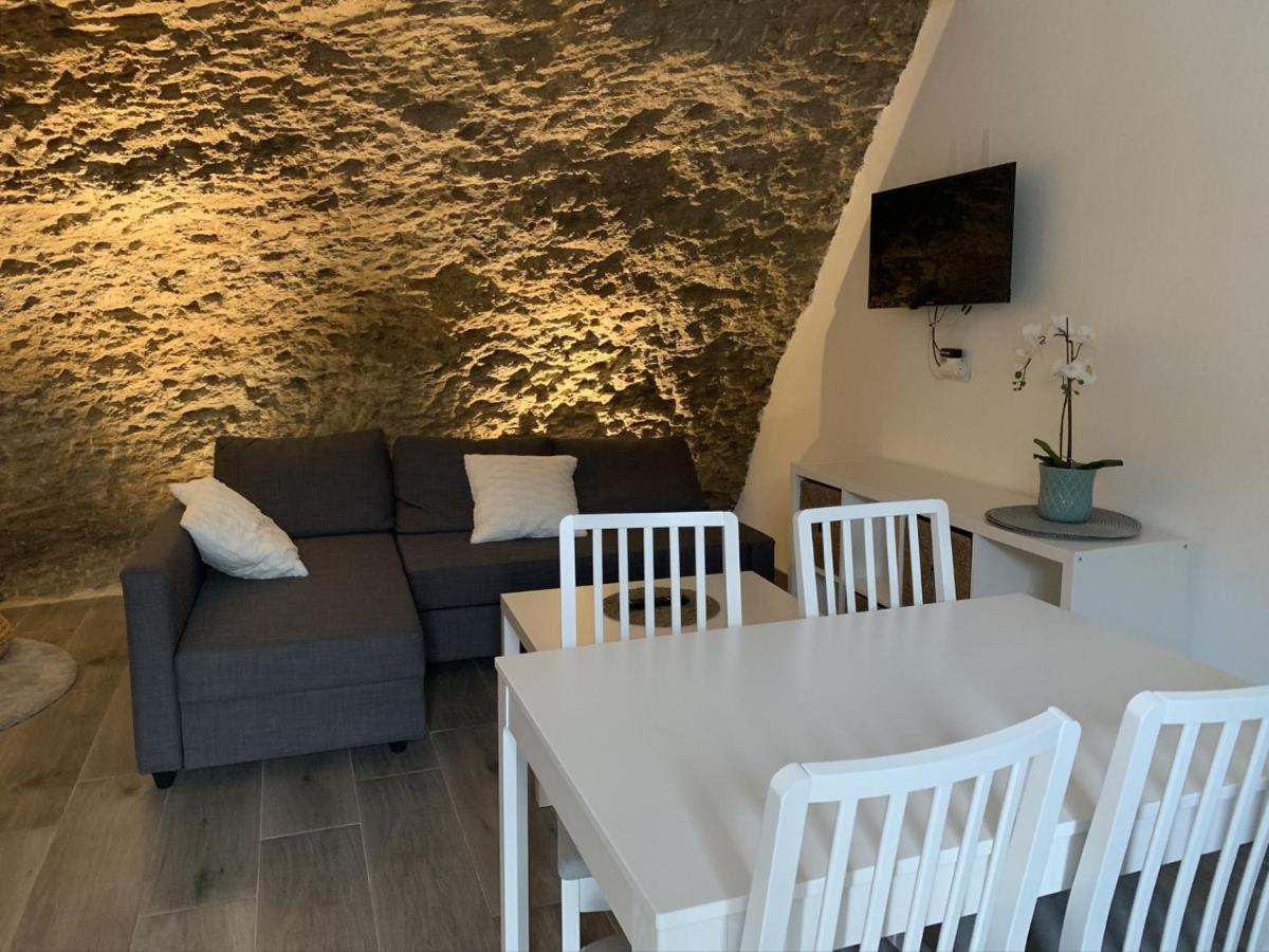 Apartamentos3Cuevas Setenil De Las Bodegas Εξωτερικό φωτογραφία